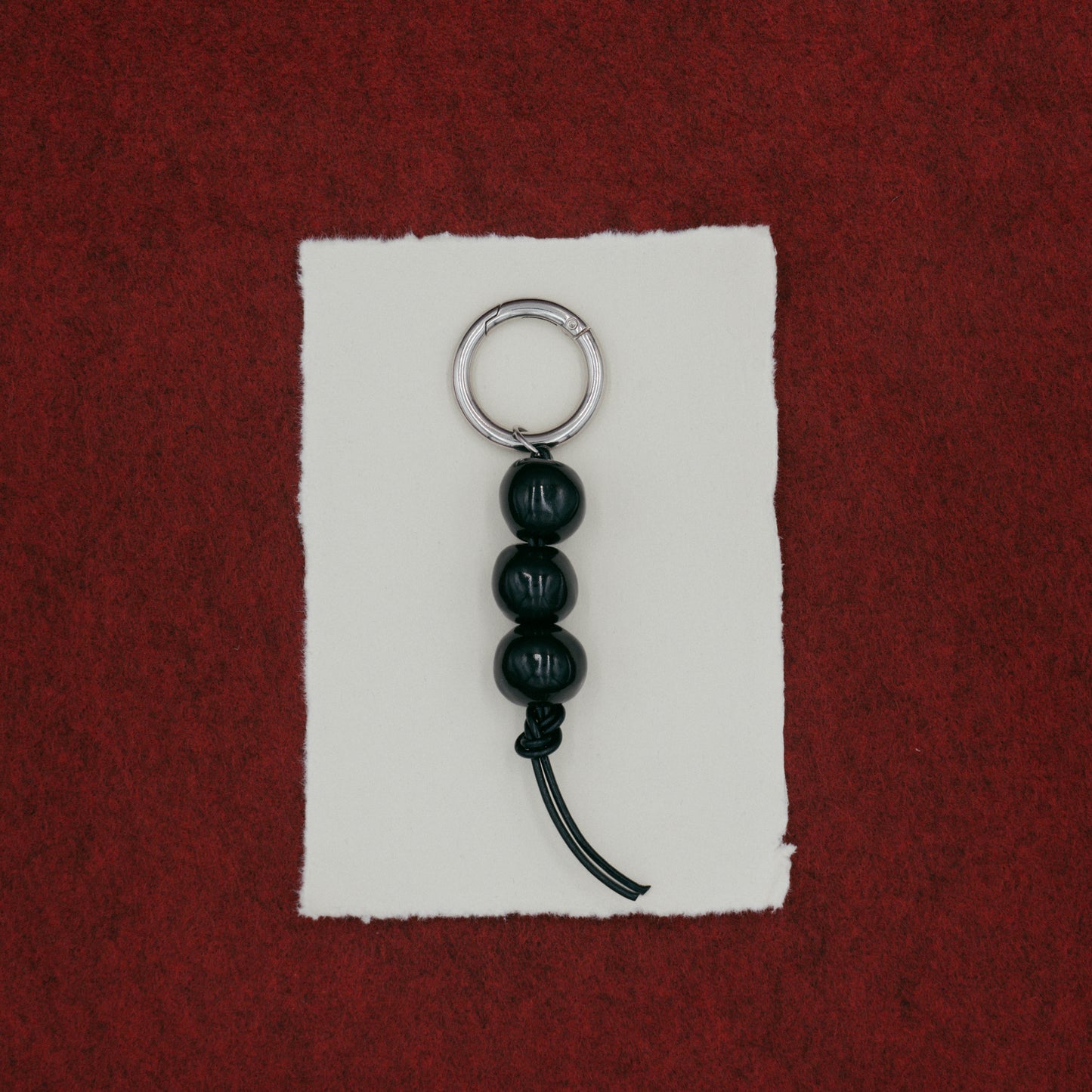 keychain · deep black