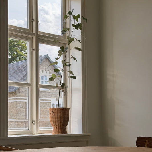 loop vase