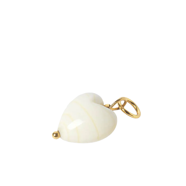 uma pendant • ivory