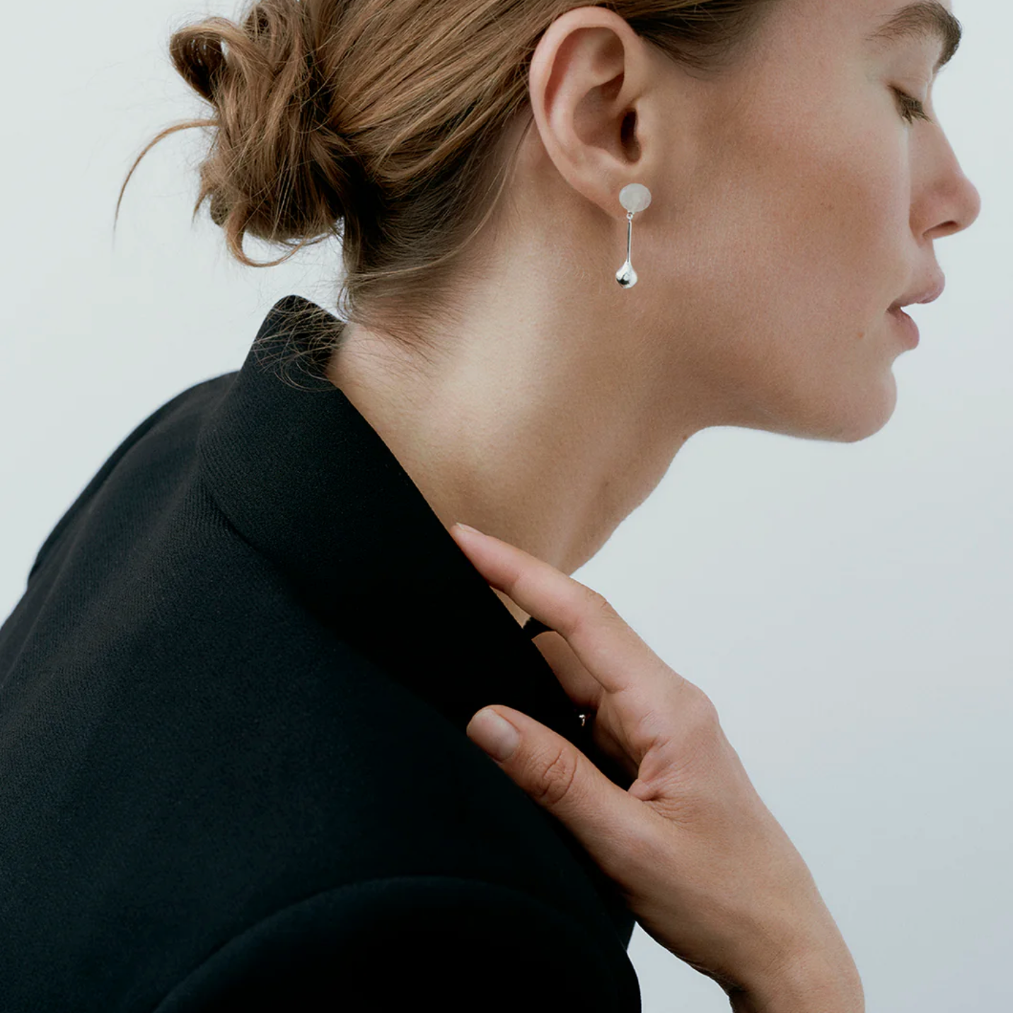datura drop earrings