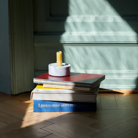 CMA candle holder