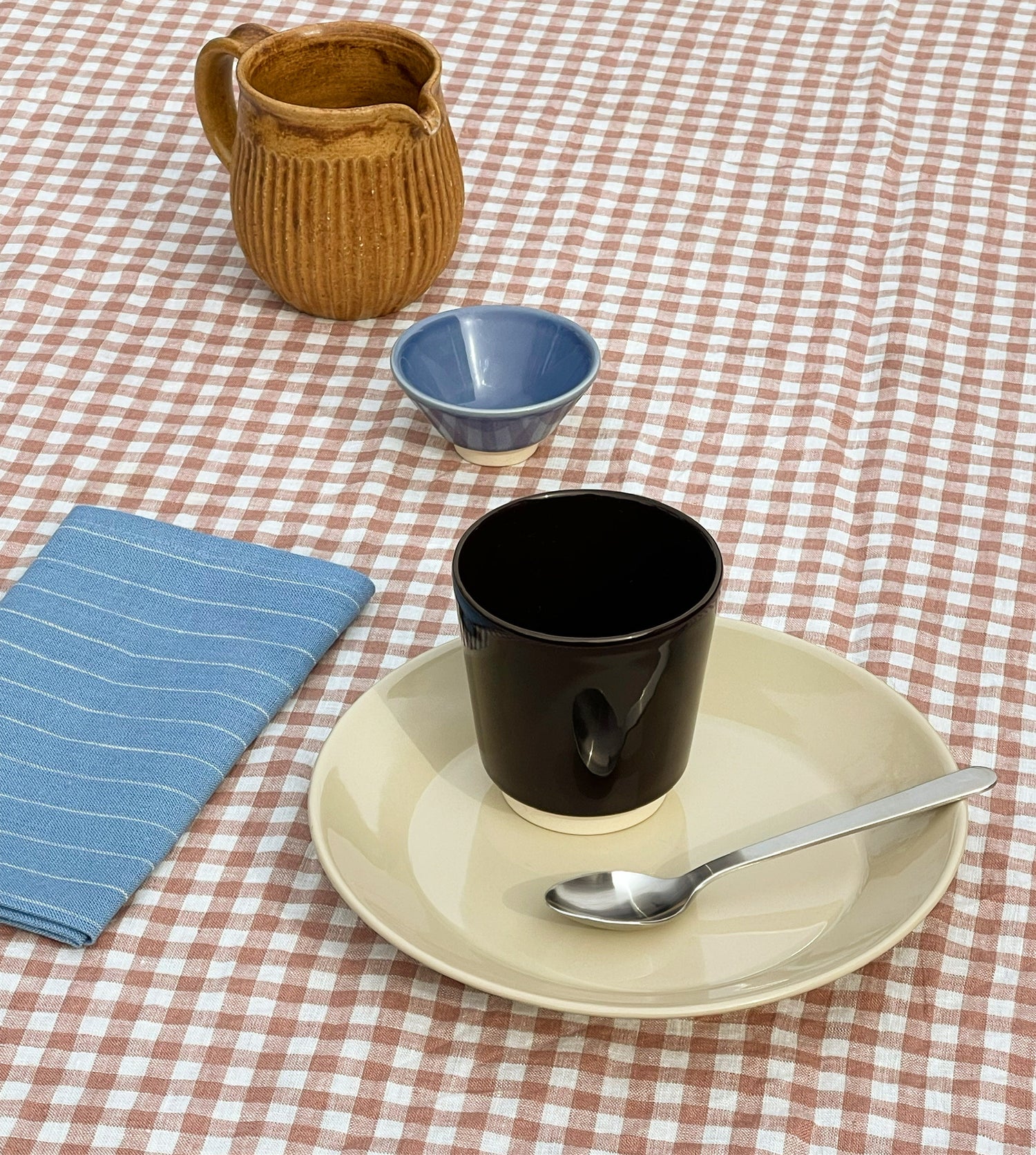 memphis cup in cocao