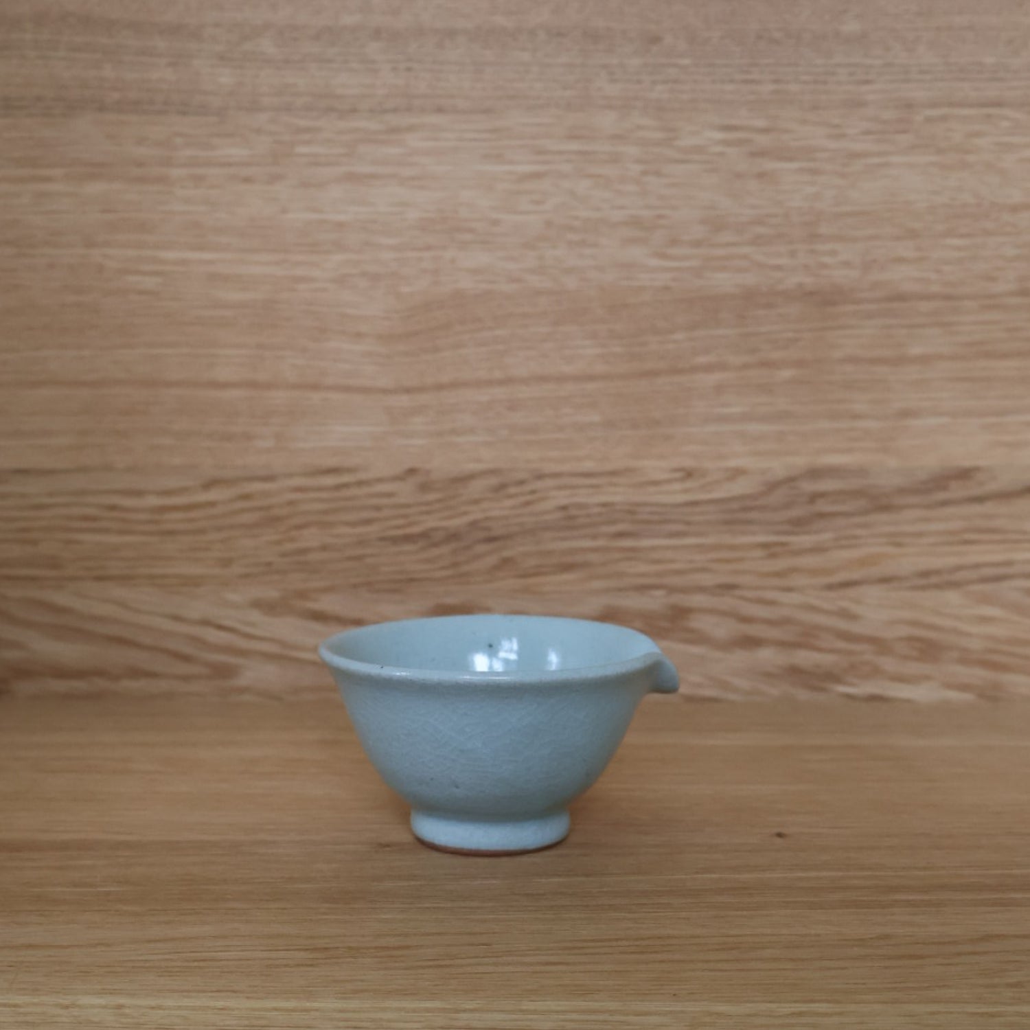 korean ceramic pouring bowl