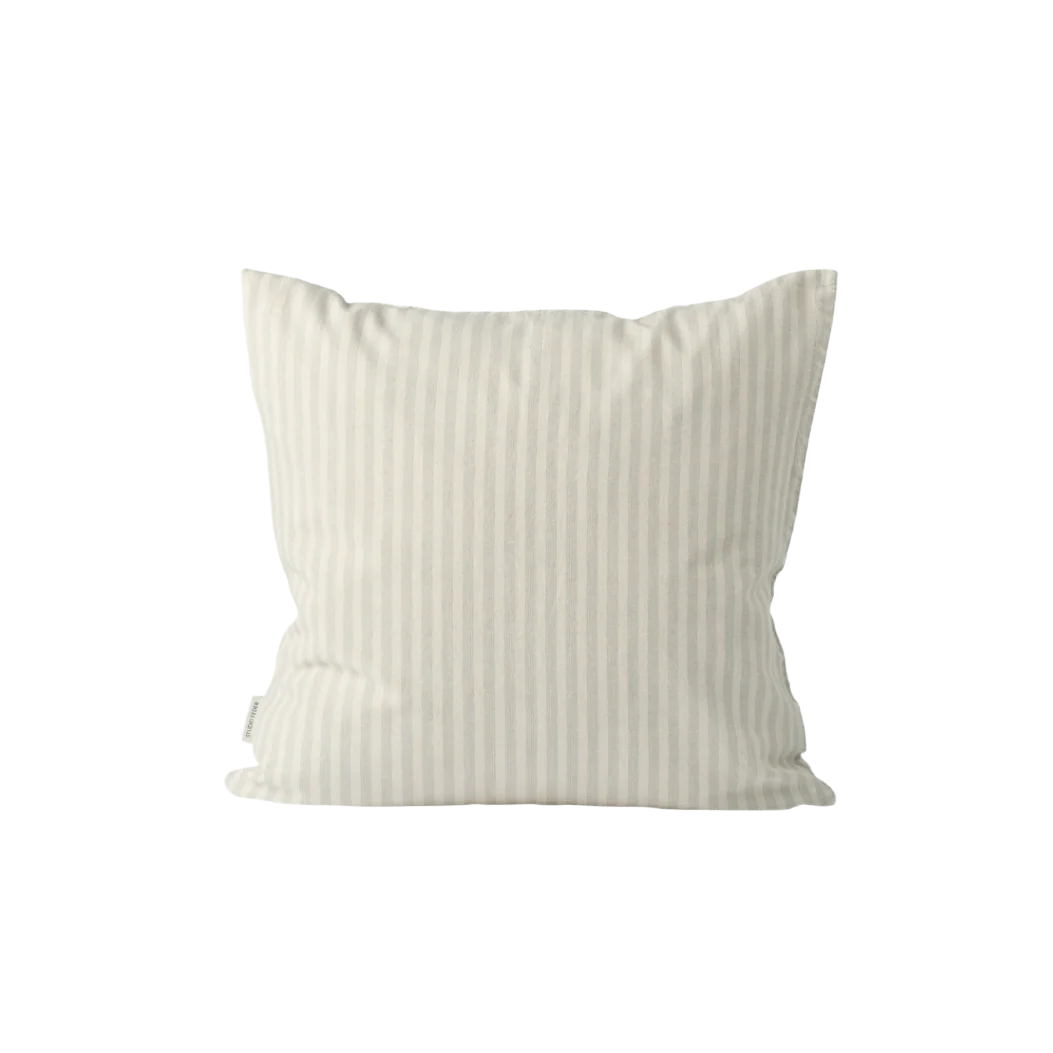 cushion in mint