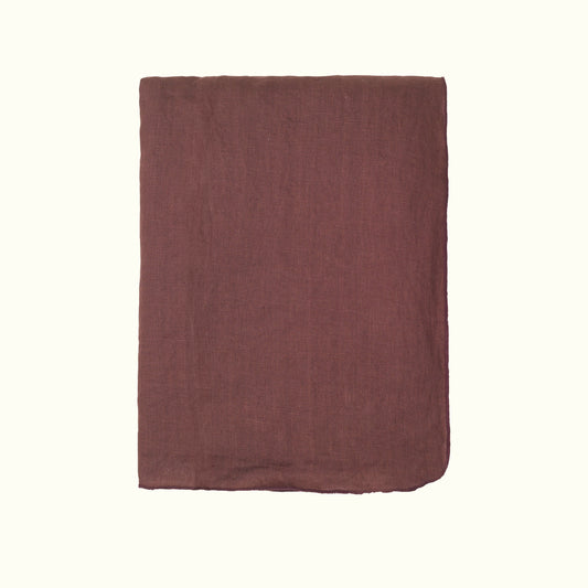 tablecloth bordeaux