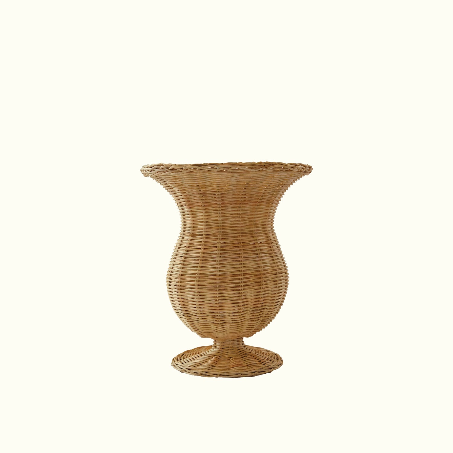 vase in rattan